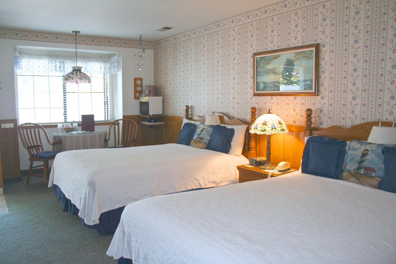 Captain'S Cove Inn Кэмбриа Экстерьер фото